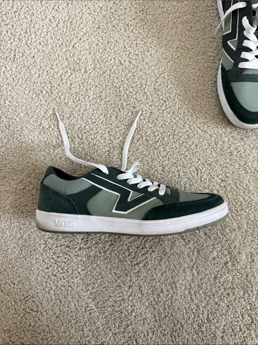 Vans classic low